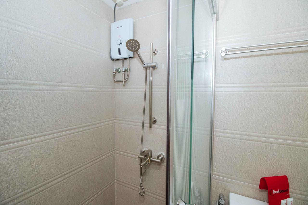 Reddoorz Premium Near Trinoma Hotel Кесон Сити Екстериор снимка