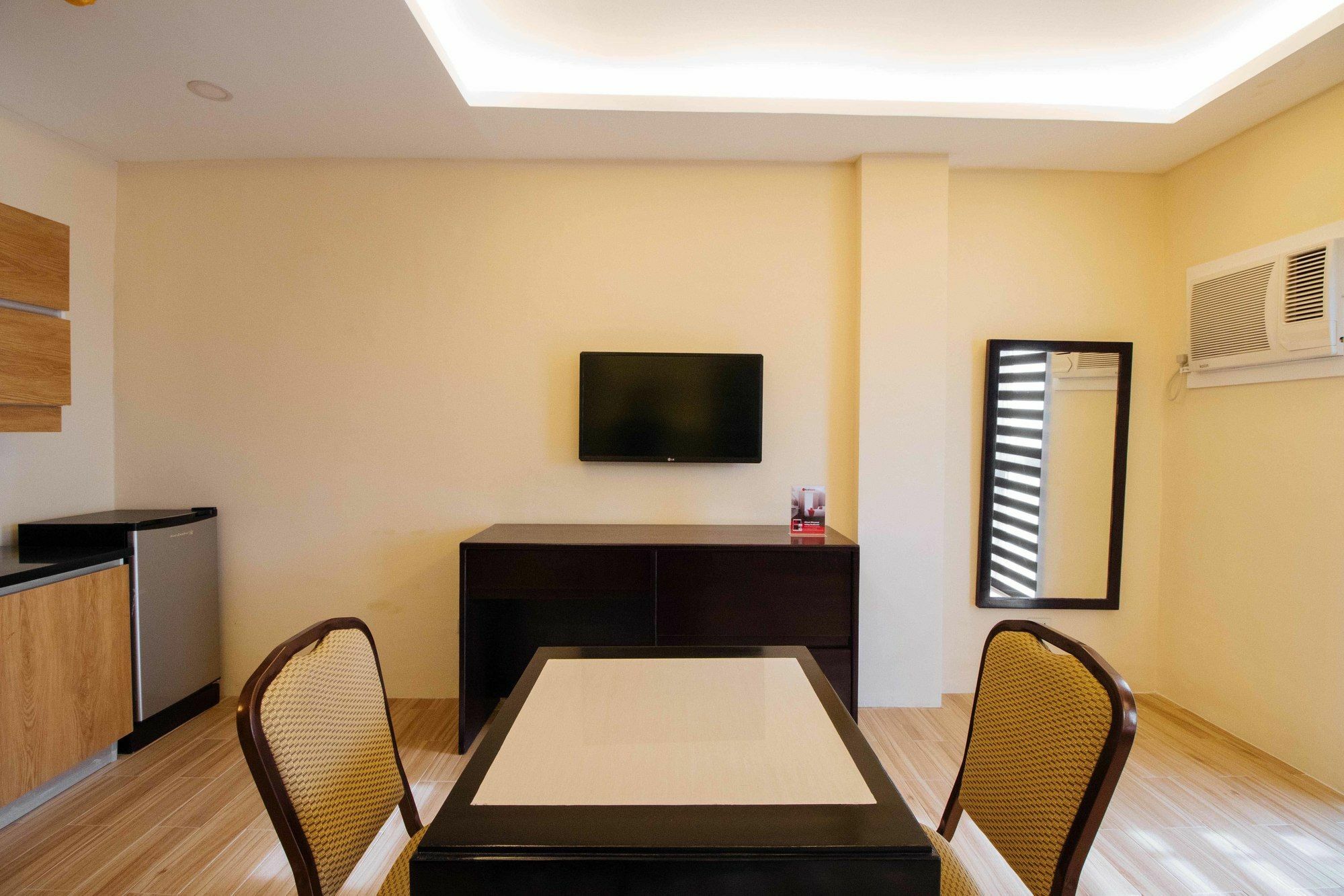 Reddoorz Premium Near Trinoma Hotel Кесон Сити Екстериор снимка