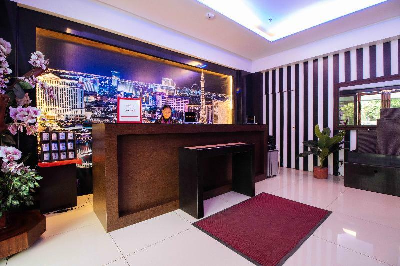 Reddoorz Premium Near Trinoma Hotel Кесон Сити Екстериор снимка