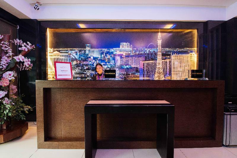 Reddoorz Premium Near Trinoma Hotel Кесон Сити Екстериор снимка