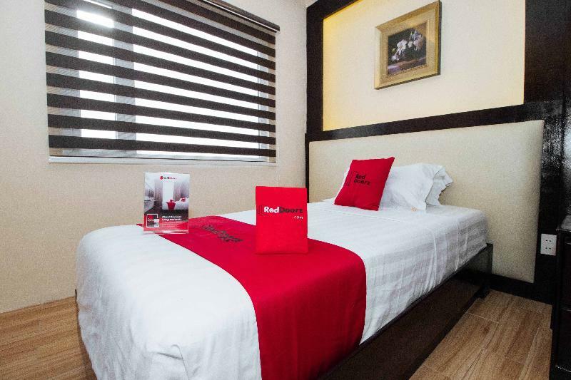 Reddoorz Premium Near Trinoma Hotel Кесон Сити Екстериор снимка