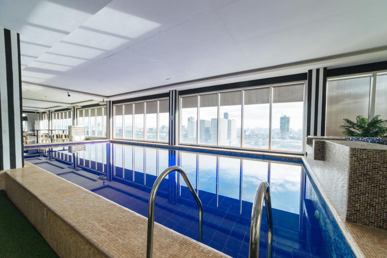 Reddoorz Premium Near Trinoma Hotel Кесон Сити Екстериор снимка