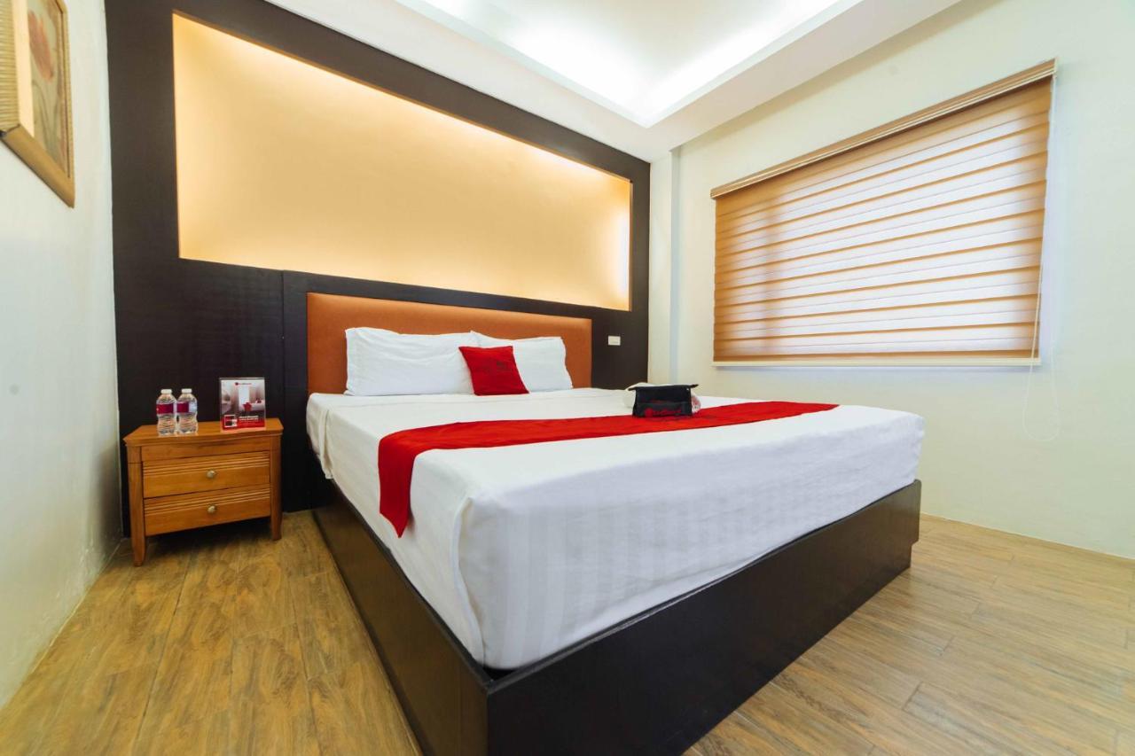 Reddoorz Premium Near Trinoma Hotel Кесон Сити Екстериор снимка